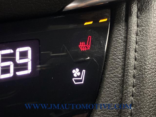 2017 Cadillac Xt5 AWD 4dr Premium Luxury, available for sale in Naugatuck, Connecticut | J&M Automotive Sls&Svc LLC. Naugatuck, Connecticut 2017 Cadillac Xt5 AWD 4dr Premium Luxury, available for sale in Naugatuck, Connecticut | J&M Automotive Sls&Svc LLC. Naugatuck, Connecticut