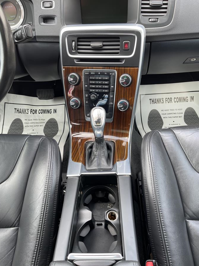 2013 Volvo S60 4dr Sdn T5 Premier AWD, available for sale in Bronx, New York | New York Motors Group Solutions LLC. Bronx, New York 2013 Volvo S60 4dr Sdn T5 Premier AWD, available for sale in Bronx, New York | New York Motors Group Solutions LLC. Bronx, New York