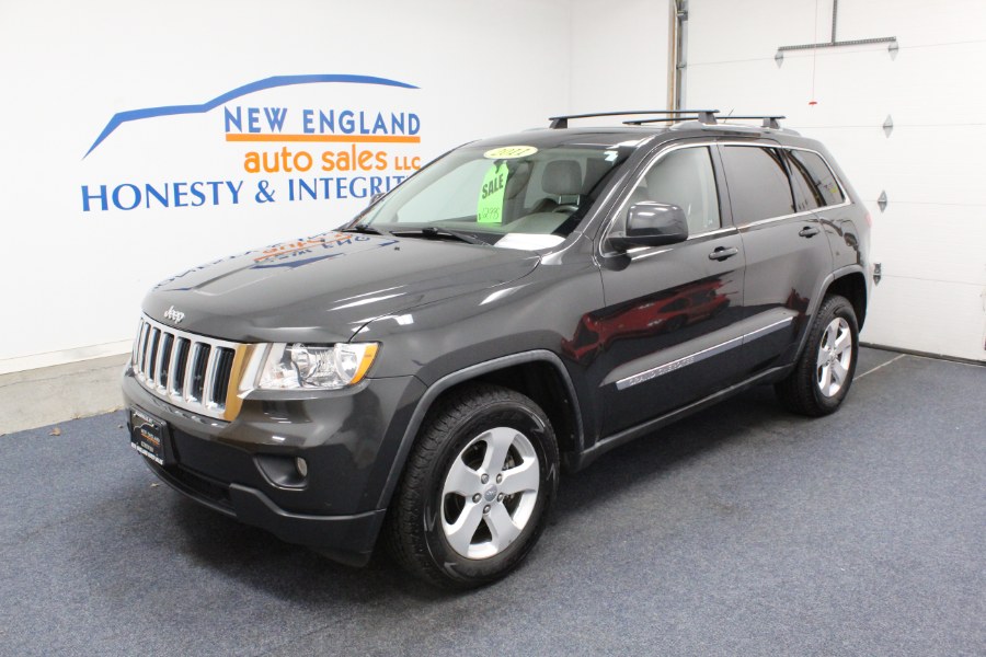 2011 Jeep Grand Cherokee 4WD 4dr Laredo, available for sale in Plainville, Connecticut | New England Auto Sales LLC. Plainville, Connecticut 2011 Jeep Grand Cherokee 4WD 4dr Laredo, available for sale in Plainville, Connecticut | New England Auto Sales LLC. Plainville, Connecticut