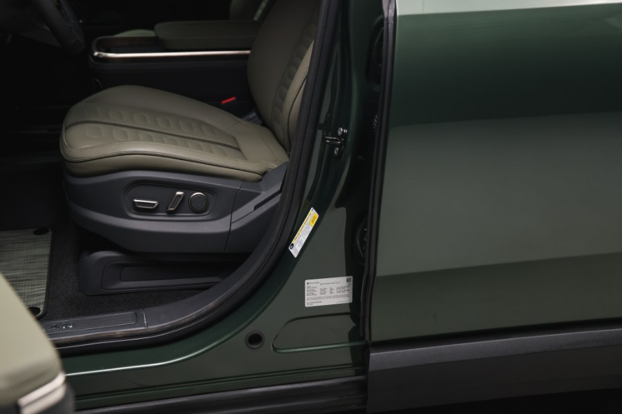 2022 Rivian R1S Launch Edition AWD, available for sale in North Salem, New York | Meccanic Shop North Inc. North Salem, New York 2022 Rivian R1S Launch Edition AWD, available for sale in North Salem, New York | Meccanic Shop North Inc. North Salem, New York
