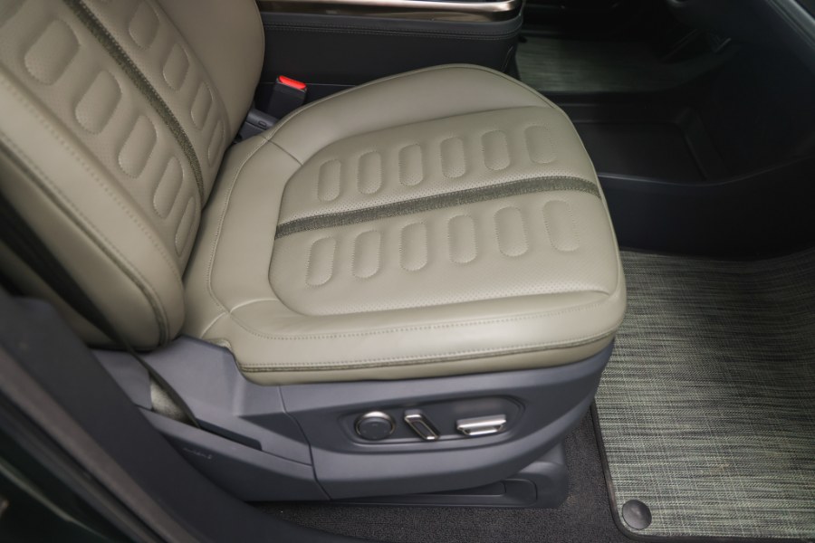 2022 Rivian R1S Launch Edition AWD, available for sale in North Salem, New York | Meccanic Shop North Inc. North Salem, New York 2022 Rivian R1S Launch Edition AWD, available for sale in North Salem, New York | Meccanic Shop North Inc. North Salem, New York
