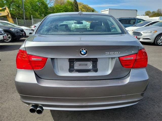 2011 BMW 3 Series 328i xDrive, available for sale in Stratford, Connecticut | Wiz Leasing Inc. Stratford, Connecticut 2011 BMW 3 Series 328i xDrive, available for sale in Stratford, Connecticut | Wiz Leasing Inc. Stratford, Connecticut