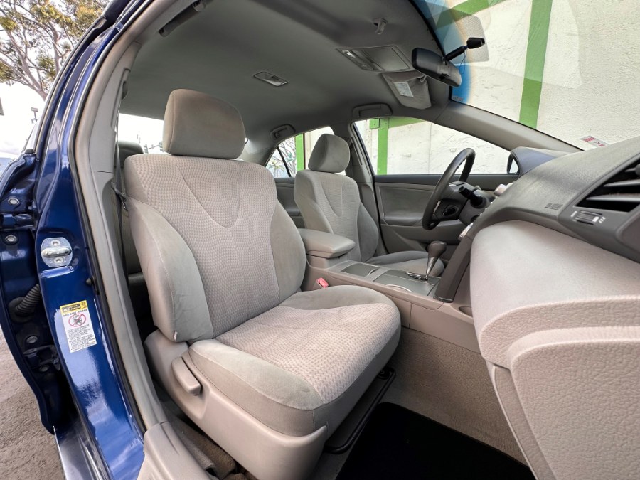 2011 Toyota Camry 4dr Sdn I4 Man LE (Natl), available for sale in Corona, California | Green Light Auto. Corona, California 2011 Toyota Camry 4dr Sdn I4 Man LE (Natl), available for sale in Corona, California | Green Light Auto. Corona, California