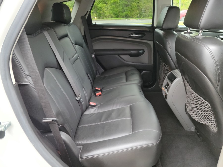2011 Cadillac SRX FWD 4dr Base, available for sale in East Windsor, Connecticut | Toro Auto. East Windsor, Connecticut 2011 Cadillac SRX FWD 4dr Base, available for sale in East Windsor, Connecticut | Toro Auto. East Windsor, Connecticut