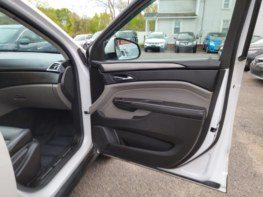 2011 Cadillac SRX FWD 4dr Base, available for sale in East Windsor, Connecticut | Toro Auto. East Windsor, Connecticut 2011 Cadillac SRX FWD 4dr Base, available for sale in East Windsor, Connecticut | Toro Auto. East Windsor, Connecticut