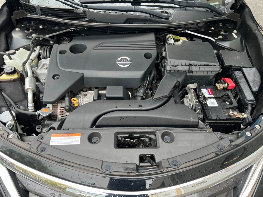 2013 Nissan Altima 4dr Sdn I4 2.5 SL, available for sale in Bristol, Connecticut | Bristol Auto Center LLC. Bristol, Connecticut 2013 Nissan Altima 4dr Sdn I4 2.5 SL, available for sale in Bristol, Connecticut | Bristol Auto Center LLC. Bristol, Connecticut