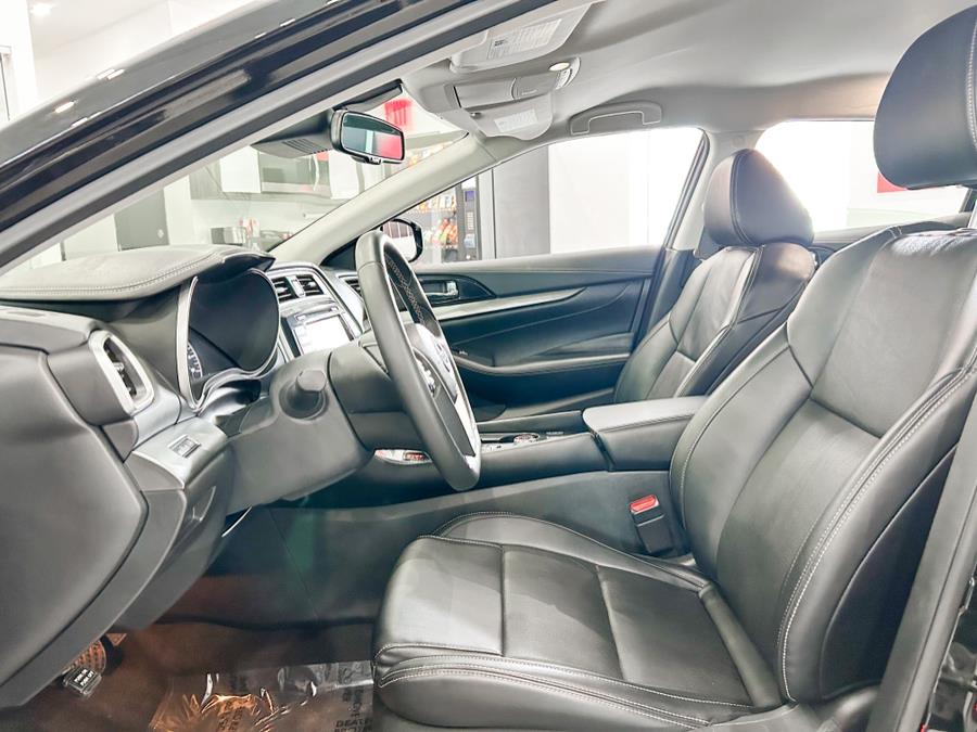 2022 Nissan Maxima SV CVT, available for sale in Franklin Square, New York | Luxury Motor Club. Franklin Square, New York 2022 Nissan Maxima SV CVT, available for sale in Franklin Square, New York | Luxury Motor Club. Franklin Square, New York