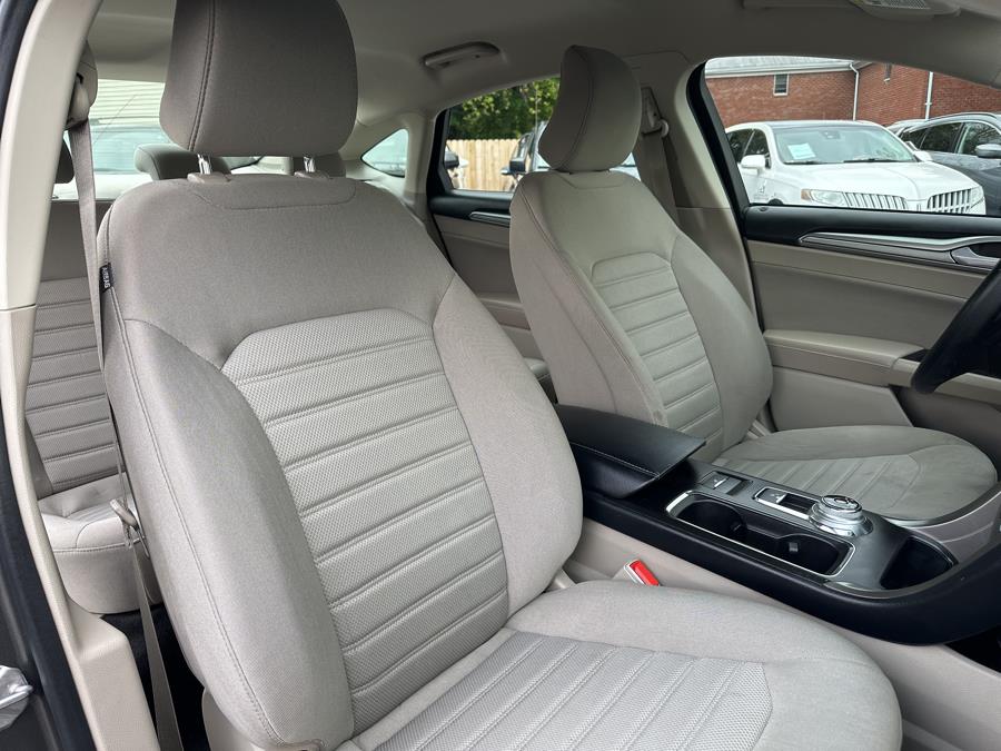 2019 Ford Fusion SE FWD, available for sale in Little Ferry, New Jersey | Victoria Preowned Autos Inc. Little Ferry, New Jersey 2019 Ford Fusion SE FWD, available for sale in Little Ferry, New Jersey | Victoria Preowned Autos Inc. Little Ferry, New Jersey