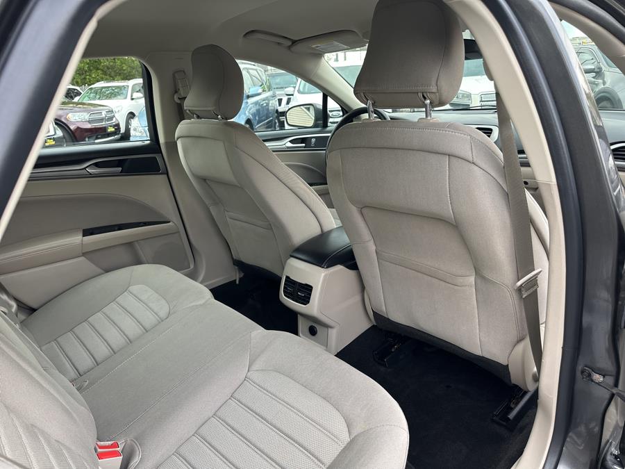 2019 Ford Fusion SE FWD, available for sale in Little Ferry, New Jersey | Victoria Preowned Autos Inc. Little Ferry, New Jersey 2019 Ford Fusion SE FWD, available for sale in Little Ferry, New Jersey | Victoria Preowned Autos Inc. Little Ferry, New Jersey