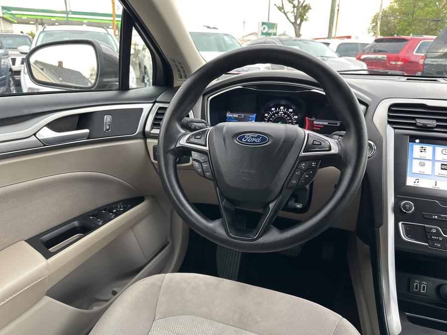 2019 Ford Fusion SE FWD, available for sale in Little Ferry, New Jersey | Victoria Preowned Autos Inc. Little Ferry, New Jersey 2019 Ford Fusion SE FWD, available for sale in Little Ferry, New Jersey | Victoria Preowned Autos Inc. Little Ferry, New Jersey