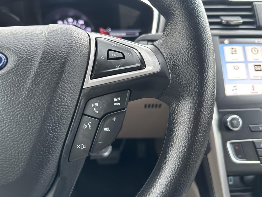 2019 Ford Fusion SE FWD, available for sale in Little Ferry, New Jersey | Victoria Preowned Autos Inc. Little Ferry, New Jersey 2019 Ford Fusion SE FWD, available for sale in Little Ferry, New Jersey | Victoria Preowned Autos Inc. Little Ferry, New Jersey