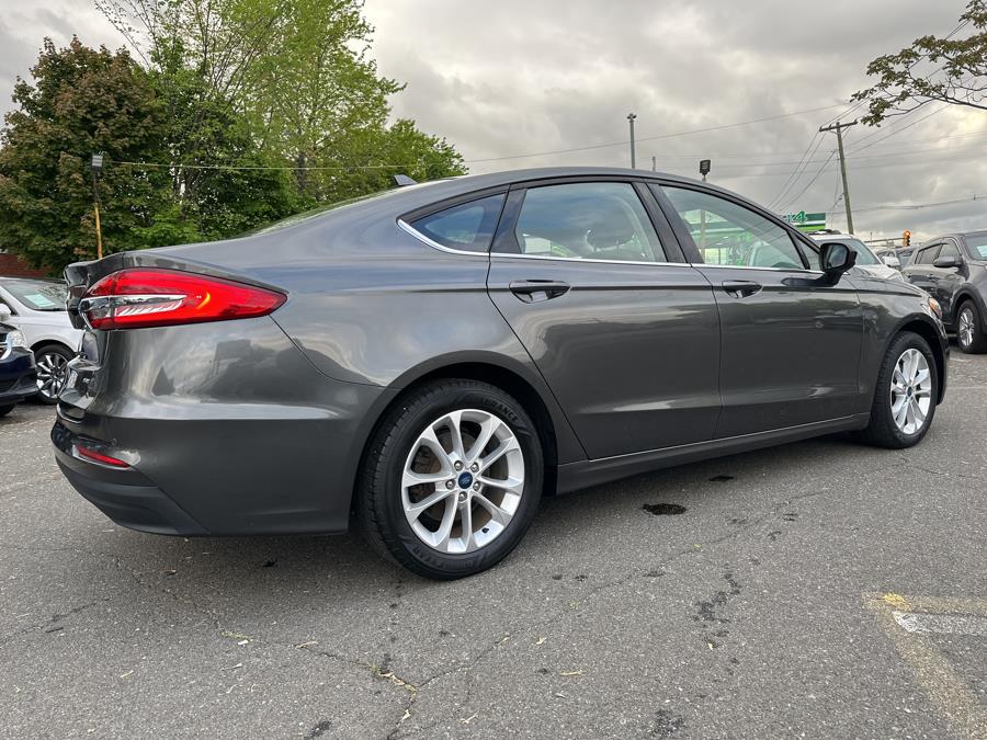 2019 Ford Fusion SE FWD, available for sale in Little Ferry, New Jersey | Victoria Preowned Autos Inc. Little Ferry, New Jersey 2019 Ford Fusion SE FWD, available for sale in Little Ferry, New Jersey | Victoria Preowned Autos Inc. Little Ferry, New Jersey