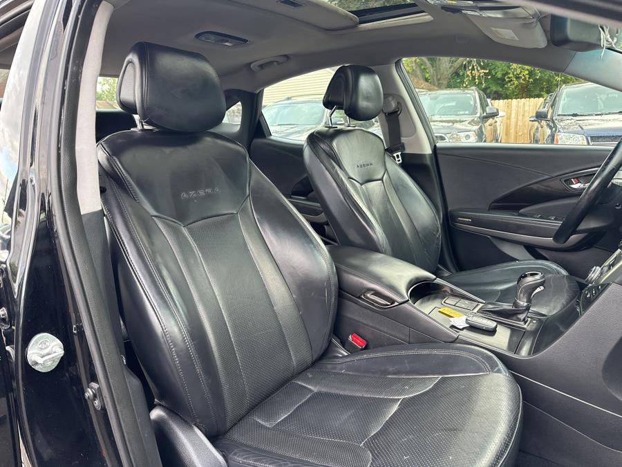2014 Hyundai Azera 4dr Sdn, available for sale in Little Ferry, New Jersey | Victoria Preowned Autos Inc. Little Ferry, New Jersey 2014 Hyundai Azera 4dr Sdn, available for sale in Little Ferry, New Jersey | Victoria Preowned Autos Inc. Little Ferry, New Jersey