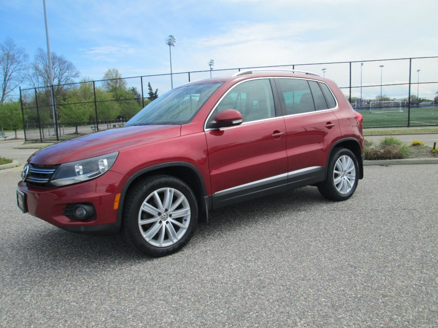 2013 Volkswagen Tiguan 2WD 4dr Auto SE w/Sunroof & Nav, available for sale in Massapequa, New York | South Shore Auto Brokers & Sales. Massapequa, New York 2013 Volkswagen Tiguan 2WD 4dr Auto SE w/Sunroof & Nav, available for sale in Massapequa, New York | South Shore Auto Brokers & Sales. Massapequa, New York