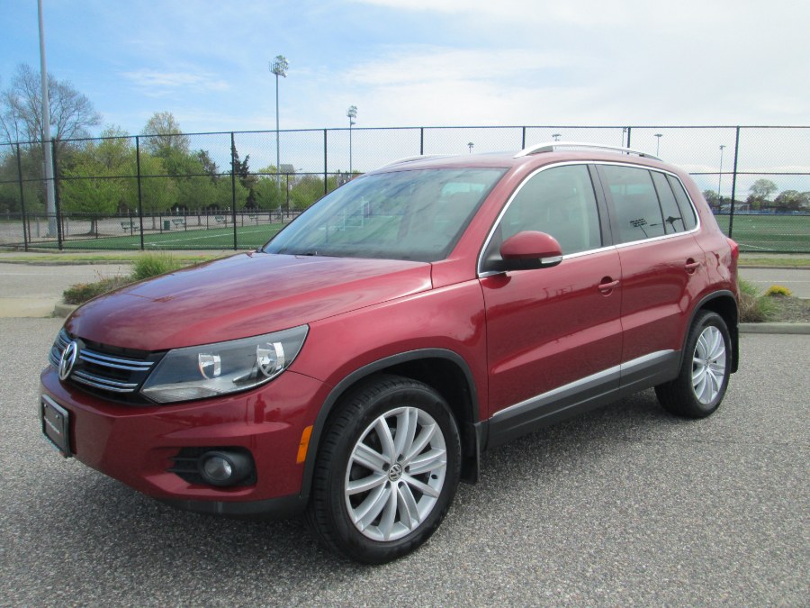 2013 Volkswagen Tiguan 2WD 4dr Auto SE w/Sunroof & Nav, available for sale in Massapequa, New York | South Shore Auto Brokers & Sales. Massapequa, New York 2013 Volkswagen Tiguan 2WD 4dr Auto SE w/Sunroof & Nav, available for sale in Massapequa, New York | South Shore Auto Brokers & Sales. Massapequa, New York