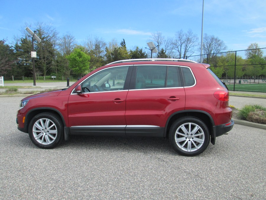 2013 Volkswagen Tiguan 2WD 4dr Auto SE w/Sunroof & Nav, available for sale in Massapequa, New York | South Shore Auto Brokers & Sales. Massapequa, New York 2013 Volkswagen Tiguan 2WD 4dr Auto SE w/Sunroof & Nav, available for sale in Massapequa, New York | South Shore Auto Brokers & Sales. Massapequa, New York