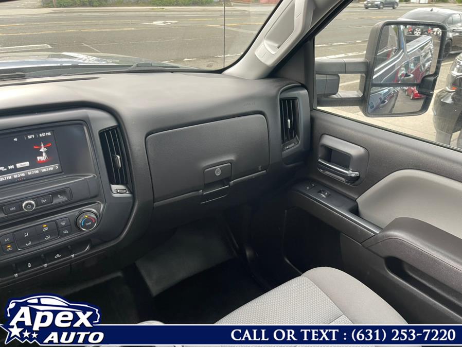 2017 GMC Sierra 2500HD 4WD Crew Cab 153.7", available for sale in Selden, New York | Apex Auto. Selden, New York 2017 GMC Sierra 2500HD 4WD Crew Cab 153.7", available for sale in Selden, New York | Apex Auto. Selden, New York