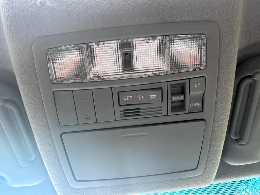 2012 Toyota Highlander 4WD 4dr V6, available for sale in Revere, Massachusetts | Wonderland Auto. Revere, Massachusetts 2012 Toyota Highlander 4WD 4dr V6, available for sale in Revere, Massachusetts | Wonderland Auto. Revere, Massachusetts