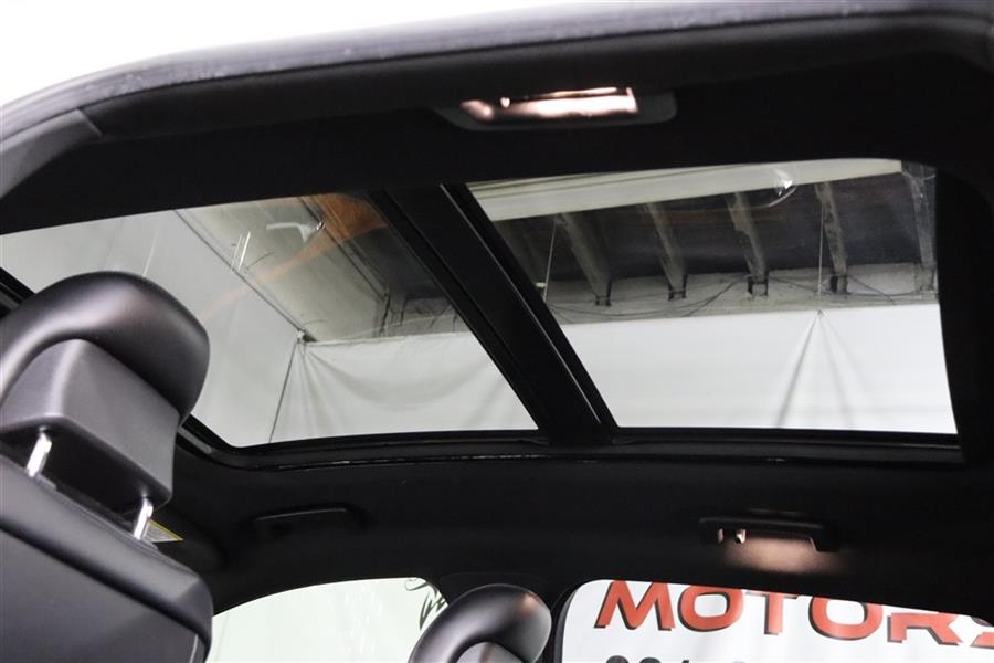 2017 Lincoln Mkx SELECT, available for sale in Paterson, New Jersey | Fast Track Motors. Paterson, New Jersey 2017 Lincoln Mkx SELECT, available for sale in Paterson, New Jersey | Fast Track Motors. Paterson, New Jersey