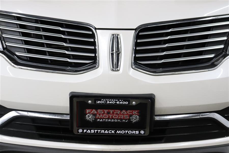 2017 Lincoln Mkx SELECT, available for sale in Paterson, New Jersey | Fast Track Motors. Paterson, New Jersey 2017 Lincoln Mkx SELECT, available for sale in Paterson, New Jersey | Fast Track Motors. Paterson, New Jersey