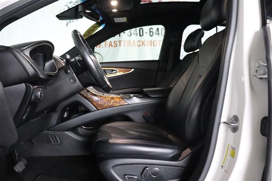 2017 Lincoln Mkx SELECT, available for sale in Paterson, New Jersey | Fast Track Motors. Paterson, New Jersey 2017 Lincoln Mkx SELECT, available for sale in Paterson, New Jersey | Fast Track Motors. Paterson, New Jersey