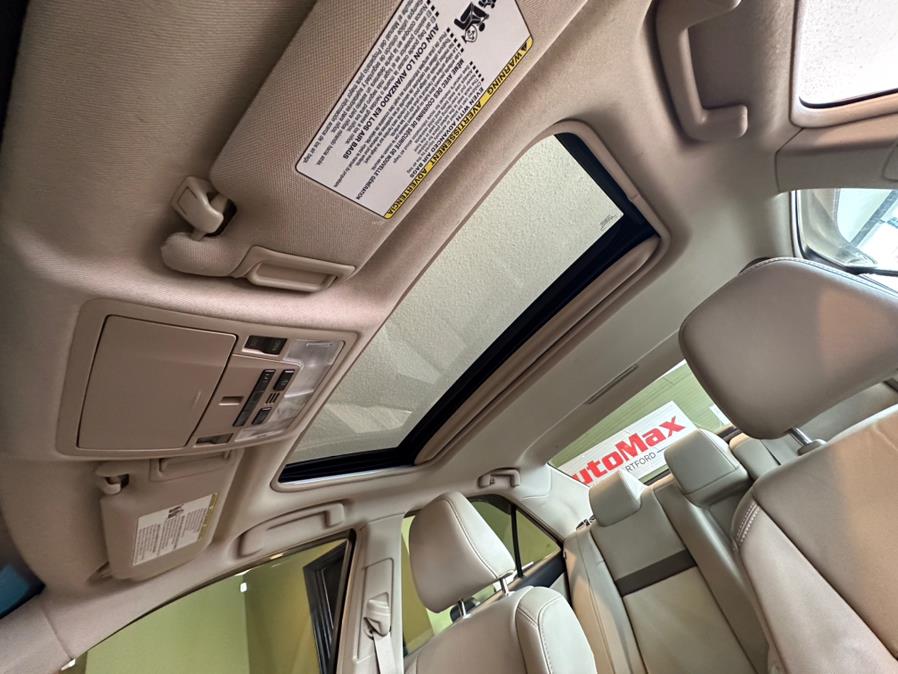2012 Toyota Camry 4dr Sdn I4 Auto XLE, available for sale in West Hartford, Connecticut | AutoMax. West Hartford, Connecticut 2012 Toyota Camry 4dr Sdn I4 Auto XLE, available for sale in West Hartford, Connecticut | AutoMax. West Hartford, Connecticut