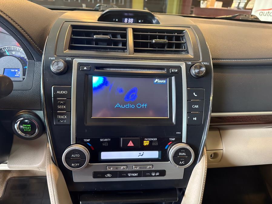 2012 Toyota Camry 4dr Sdn I4 Auto XLE, available for sale in West Hartford, Connecticut | AutoMax. West Hartford, Connecticut 2012 Toyota Camry 4dr Sdn I4 Auto XLE, available for sale in West Hartford, Connecticut | AutoMax. West Hartford, Connecticut
