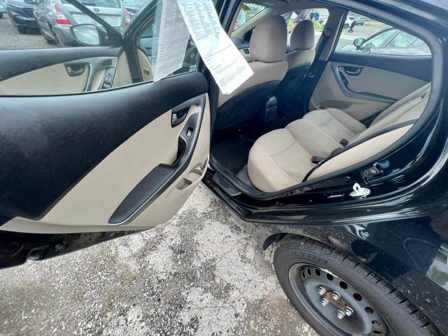 2016 Hyundai Elantra 4dr Sdn Man SE (Alabama Plant), available for sale in Wallingford, Connecticut | Wallingford Auto Center LLC. Wallingford, Connecticut 2016 Hyundai Elantra 4dr Sdn Man SE (Alabama Plant), available for sale in Wallingford, Connecticut | Wallingford Auto Center LLC. Wallingford, Connecticut
