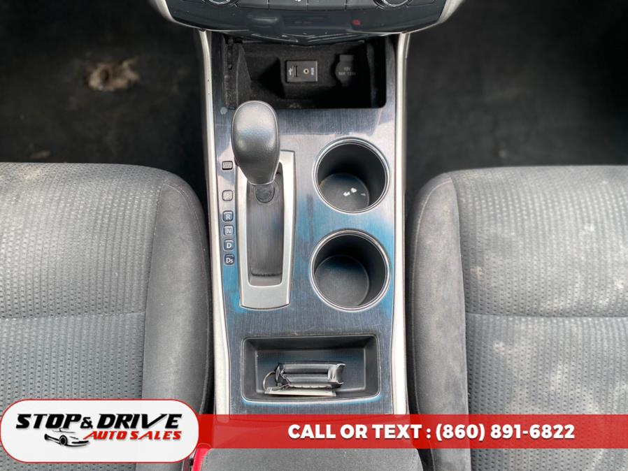 2014 Nissan Altima 4dr Sdn I4 2.5 SL, available for sale in East Windsor, Connecticut | Stop & Drive Auto Sales. East Windsor, Connecticut 2014 Nissan Altima 4dr Sdn I4 2.5 SL, available for sale in East Windsor, Connecticut | Stop & Drive Auto Sales. East Windsor, Connecticut