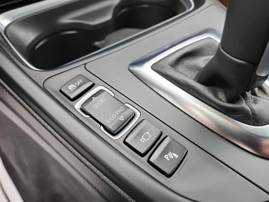 2015 BMW 4 Series 2dr Conv 428i xDrive AWD SULEV, available for sale in Islip, New York | L.I. Auto Gallery. Islip, New York 2015 BMW 4 Series 2dr Conv 428i xDrive AWD SULEV, available for sale in Islip, New York | L.I. Auto Gallery. Islip, New York