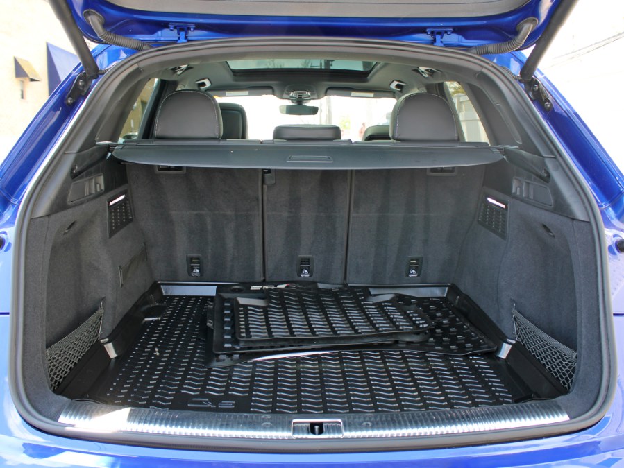 2021 Audi Sq5 Premium Plus, available for sale in Great Neck, New York | Auto Expo Ent Inc.. Great Neck, New York 2021 Audi Sq5 Premium Plus, available for sale in Great Neck, New York | Auto Expo Ent Inc.. Great Neck, New York