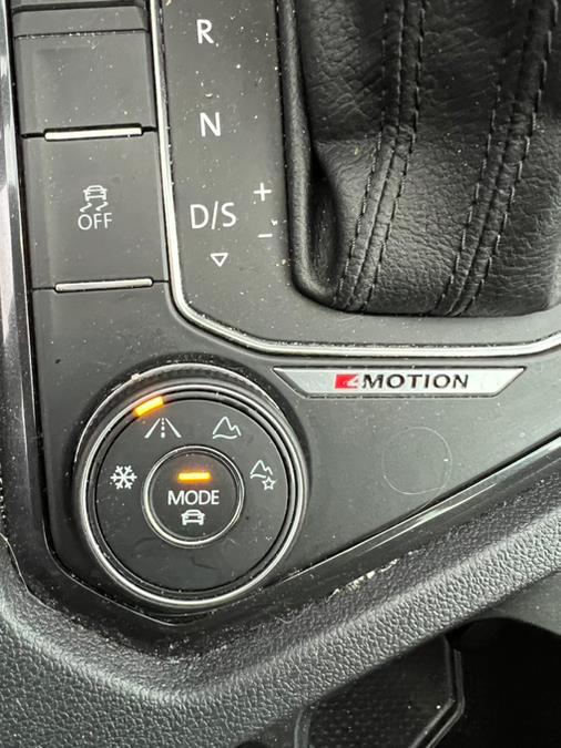 2018 Volkswagen Tiguan 2.0T S 4MOTION, available for sale in Canton, Connecticut | Lava Motors 2 Inc. Canton, Connecticut 2018 Volkswagen Tiguan 2.0T S 4MOTION, available for sale in Canton, Connecticut | Lava Motors 2 Inc. Canton, Connecticut