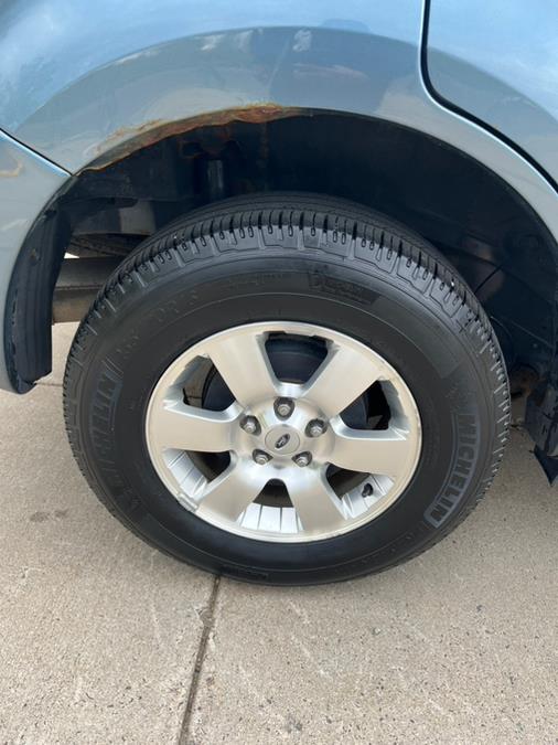 2012 Ford Escape 4WD 4dr Limited, available for sale in New Britain, Connecticut | Supreme Automotive. New Britain, Connecticut 2012 Ford Escape 4WD 4dr Limited, available for sale in New Britain, Connecticut | Supreme Automotive. New Britain, Connecticut