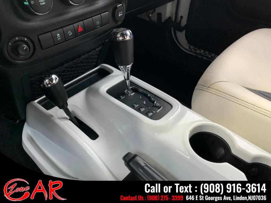 2014 Jeep Wrangler Unlimited 4WD 4dr Rubicon, available for sale in Linden, New Jersey | Car Zone. Linden, New Jersey 2014 Jeep Wrangler Unlimited 4WD 4dr Rubicon, available for sale in Linden, New Jersey | Car Zone. Linden, New Jersey