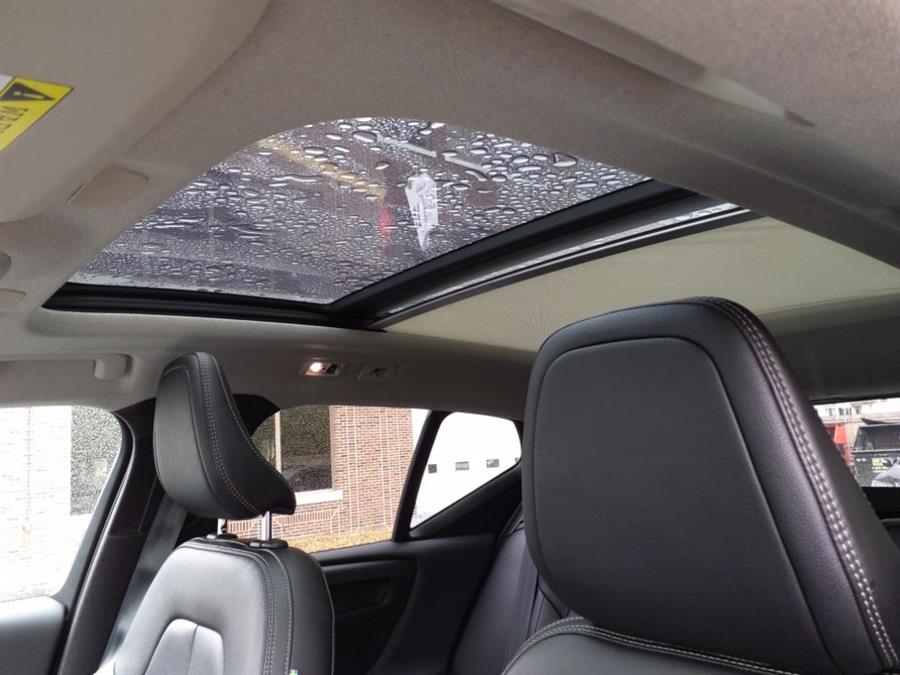 2019 Volvo Xc40 T5 Momentum, available for sale in Andover, Massachusetts | Autouse. Andover, Massachusetts 2019 Volvo Xc40 T5 Momentum, available for sale in Andover, Massachusetts | Autouse. Andover, Massachusetts