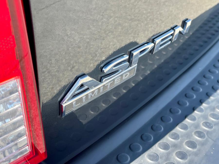 2007 Chrysler Aspen 4WD 4dr Limited, available for sale in Darien, Wisconsin | Geneva Motor Cars. Darien, Wisconsin 2007 Chrysler Aspen 4WD 4dr Limited, available for sale in Darien, Wisconsin | Geneva Motor Cars. Darien, Wisconsin