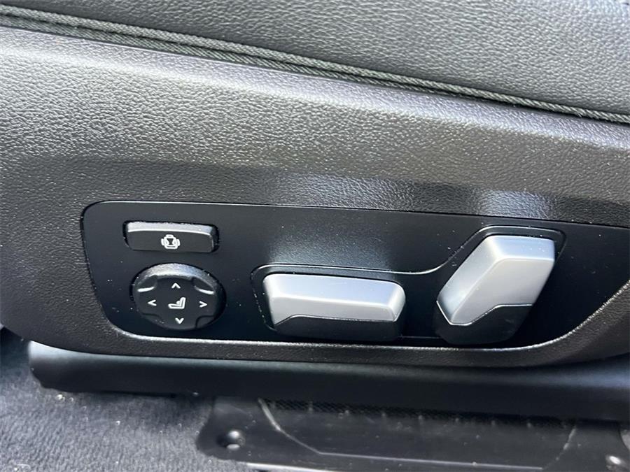 2020 BMW 3 Series 330i xDrive, available for sale in Wantagh, New York | Wantagh Certified. Wantagh, New York 2020 BMW 3 Series 330i xDrive, available for sale in Wantagh, New York | Wantagh Certified. Wantagh, New York