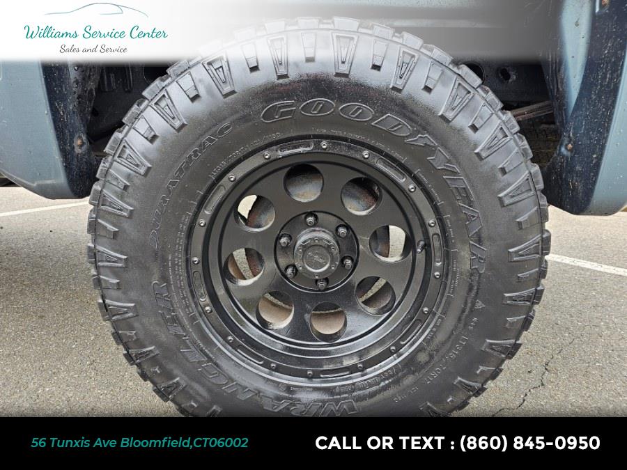 2009 Chevrolet Silverado 1500 4WD Ext Cab 143.5" LT, available for sale in Bloomfield, Connecticut | Williams Service Center. Bloomfield, Connecticut 2009 Chevrolet Silverado 1500 4WD Ext Cab 143.5" LT, available for sale in Bloomfield, Connecticut | Williams Service Center. Bloomfield, Connecticut