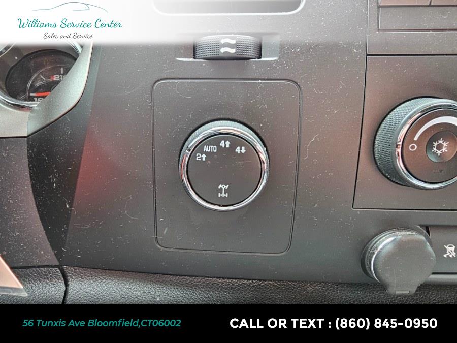 2009 Chevrolet Silverado 1500 4WD Ext Cab 143.5" LT, available for sale in Bloomfield, Connecticut | Williams Service Center. Bloomfield, Connecticut 2009 Chevrolet Silverado 1500 4WD Ext Cab 143.5" LT, available for sale in Bloomfield, Connecticut | Williams Service Center. Bloomfield, Connecticut