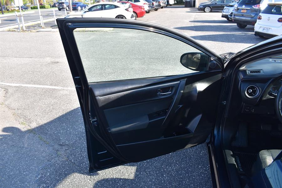 2018 Toyota Corolla L, available for sale in Patchogue, New York | 112 Auto Plaza. Patchogue, New York 2018 Toyota Corolla L, available for sale in Patchogue, New York | 112 Auto Plaza. Patchogue, New York
