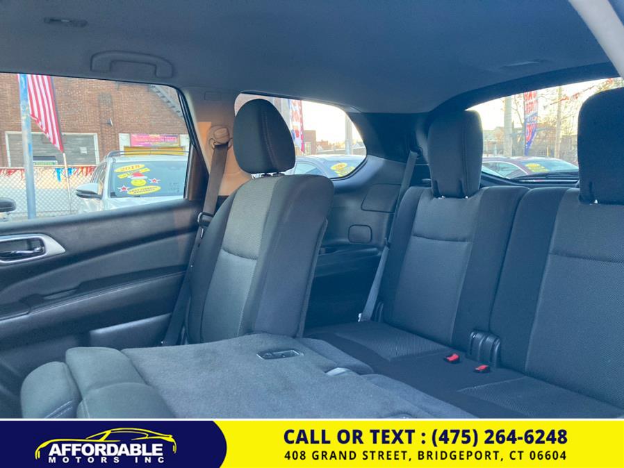 2019 Nissan Pathfinder 4x4 SV, available for sale in Bridgeport, Connecticut | Affordable Motors Inc. Bridgeport, Connecticut 2019 Nissan Pathfinder 4x4 SV, available for sale in Bridgeport, Connecticut | Affordable Motors Inc. Bridgeport, Connecticut