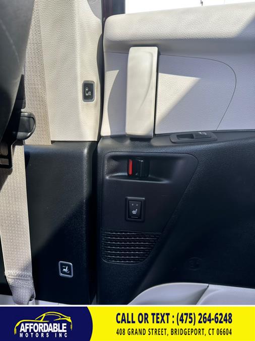2017 Chrysler Pacifica Limited FWD, available for sale in Bridgeport, Connecticut | Affordable Motors Inc. Bridgeport, Connecticut 2017 Chrysler Pacifica Limited FWD, available for sale in Bridgeport, Connecticut | Affordable Motors Inc. Bridgeport, Connecticut