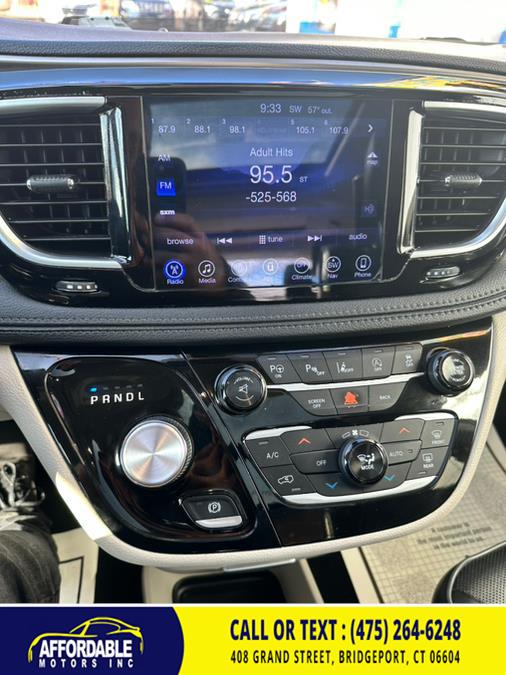 2017 Chrysler Pacifica Limited FWD, available for sale in Bridgeport, Connecticut | Affordable Motors Inc. Bridgeport, Connecticut 2017 Chrysler Pacifica Limited FWD, available for sale in Bridgeport, Connecticut | Affordable Motors Inc. Bridgeport, Connecticut