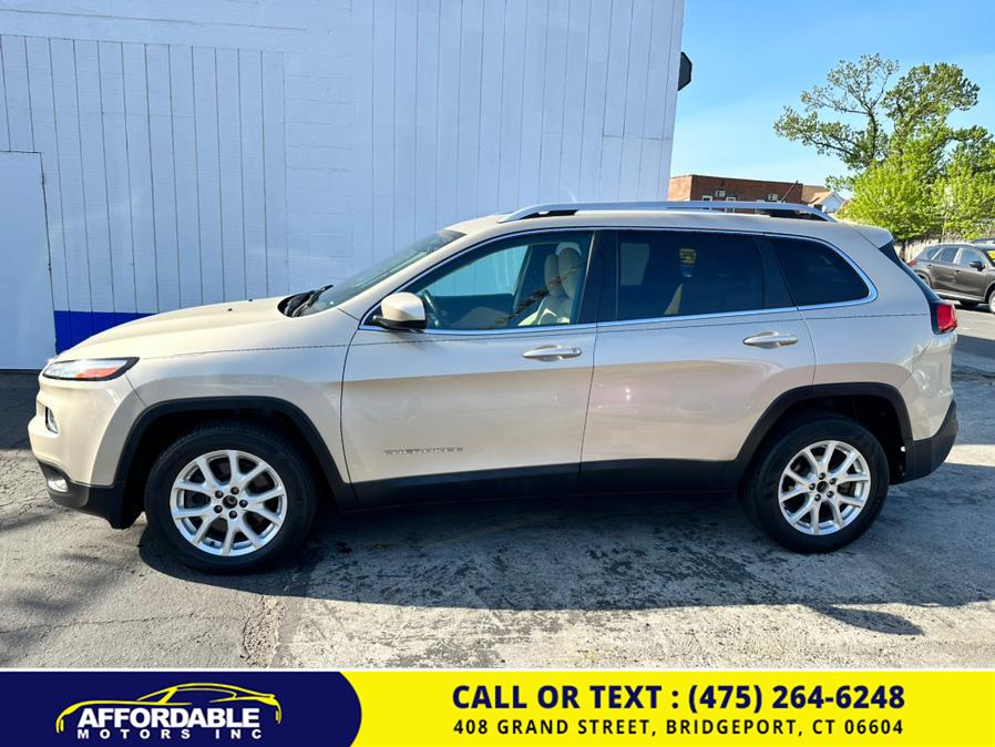 2015 Jeep Cherokee FWD 4dr Latitude, available for sale in Bridgeport, Connecticut | Affordable Motors Inc. Bridgeport, Connecticut 2015 Jeep Cherokee FWD 4dr Latitude, available for sale in Bridgeport, Connecticut | Affordable Motors Inc. Bridgeport, Connecticut