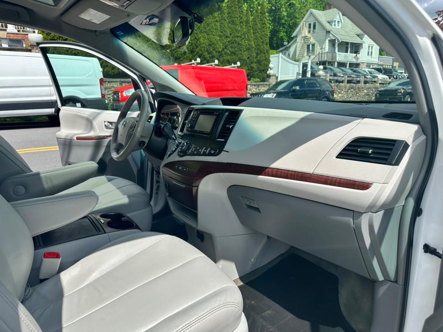 2014 Toyota Sienna 5dr 7-Pass Van V6 XLE AWD (Natl), available for sale in Port Chester, New York | JC Lopez Auto Sales Corp. Port Chester, New York 2014 Toyota Sienna 5dr 7-Pass Van V6 XLE AWD (Natl), available for sale in Port Chester, New York | JC Lopez Auto Sales Corp. Port Chester, New York