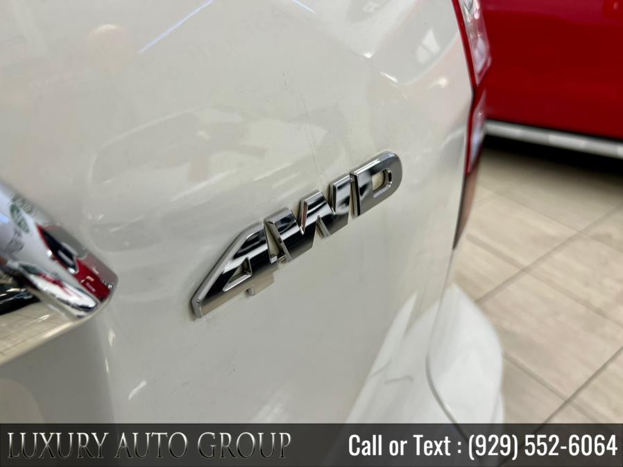 2011 Honda CR-V 4WD 5dr EX-L w/Navi, available for sale in Bronx, New York | Luxury Auto Group. Bronx, New York 2011 Honda CR-V 4WD 5dr EX-L w/Navi, available for sale in Bronx, New York | Luxury Auto Group. Bronx, New York