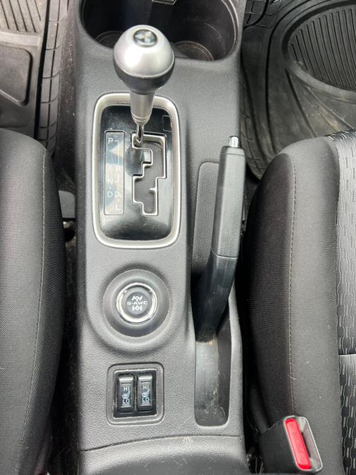 2014 Mitsubishi Outlander 4WD 4dr SE, available for sale in Waterbury, Connecticut | Platinum Auto Care. Waterbury, Connecticut 2014 Mitsubishi Outlander 4WD 4dr SE, available for sale in Waterbury, Connecticut | Platinum Auto Care. Waterbury, Connecticut