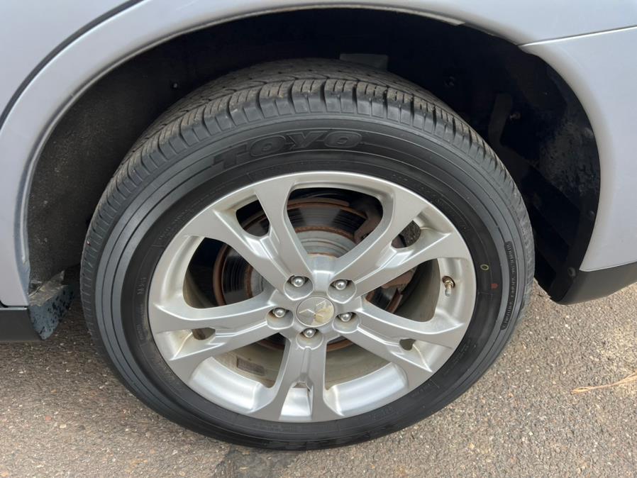 2014 Mitsubishi Outlander 4WD 4dr SE, available for sale in Waterbury, Connecticut | Platinum Auto Care. Waterbury, Connecticut 2014 Mitsubishi Outlander 4WD 4dr SE, available for sale in Waterbury, Connecticut | Platinum Auto Care. Waterbury, Connecticut