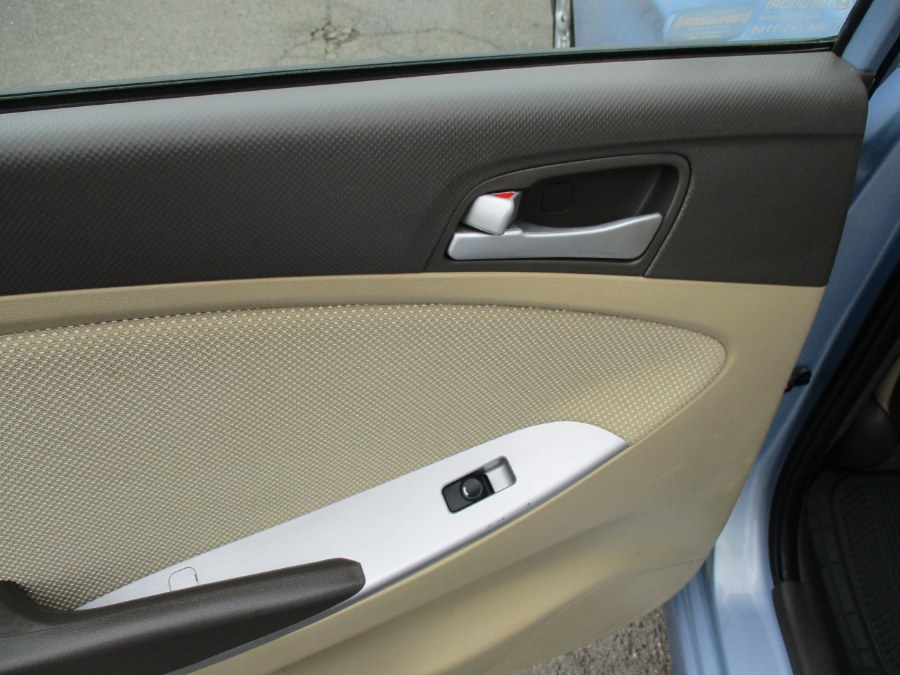 2013 Hyundai Accent GLS, available for sale in Meriden, Connecticut | Cos Central Auto. Meriden, Connecticut 2013 Hyundai Accent GLS, available for sale in Meriden, Connecticut | Cos Central Auto. Meriden, Connecticut