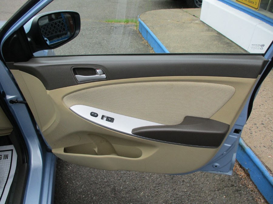 2013 Hyundai Accent GLS, available for sale in Meriden, Connecticut | Cos Central Auto. Meriden, Connecticut 2013 Hyundai Accent GLS, available for sale in Meriden, Connecticut | Cos Central Auto. Meriden, Connecticut